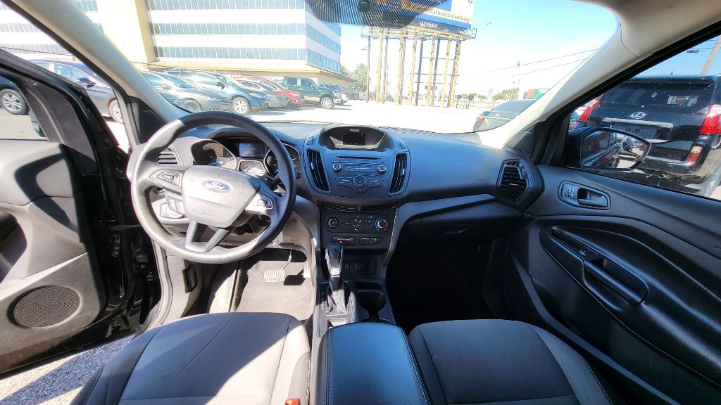2017 Ford Escape Image 10