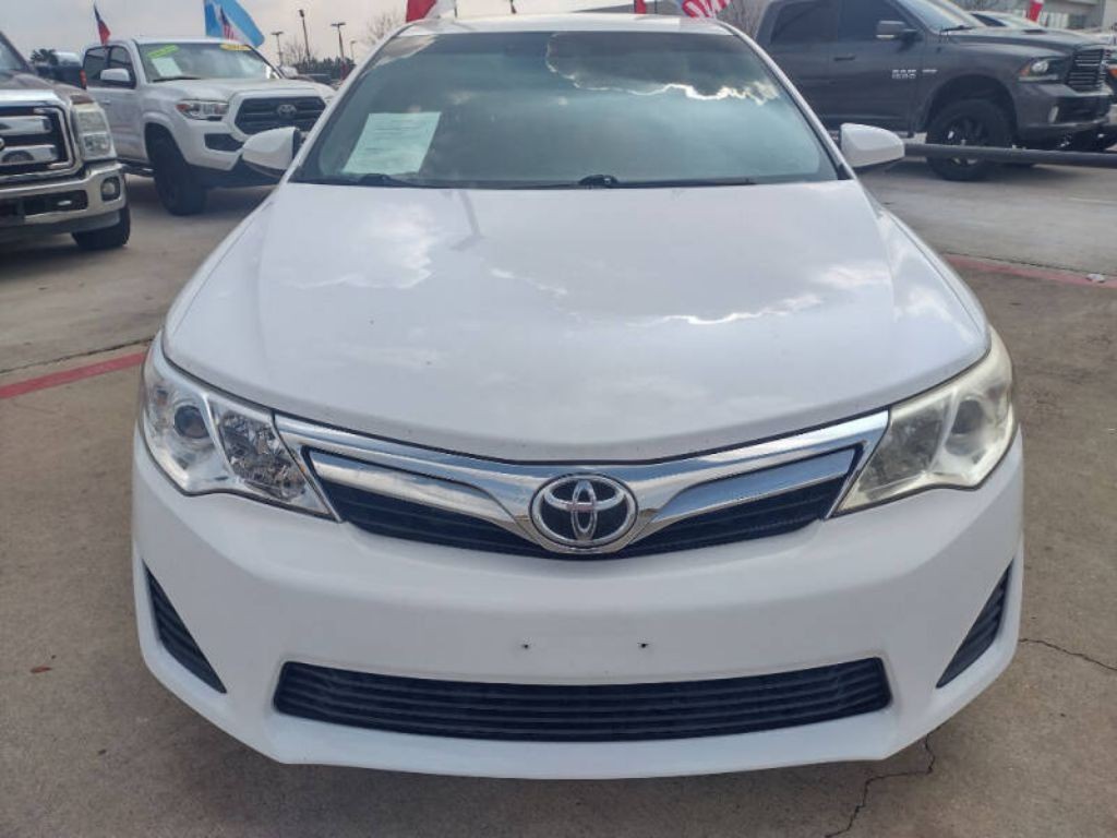 2013 Toyota Camry Image 5