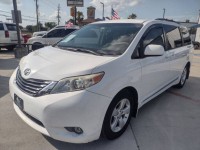 Image for 2013 Toyota Sienna LE ID: 6952733