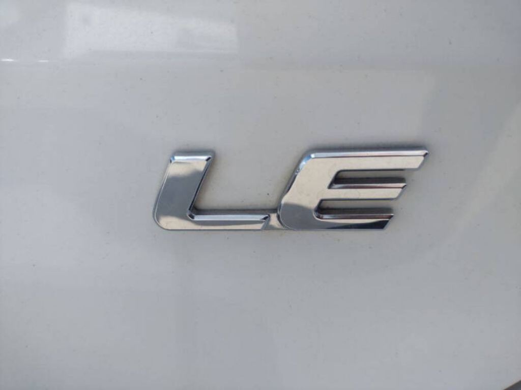 2013 Toyota Sienna Image 10