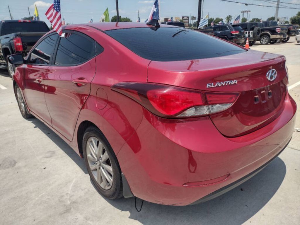 2016 Hyundai Elantra Image 1