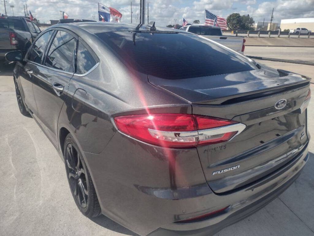 2019 Ford Fusion Image 4