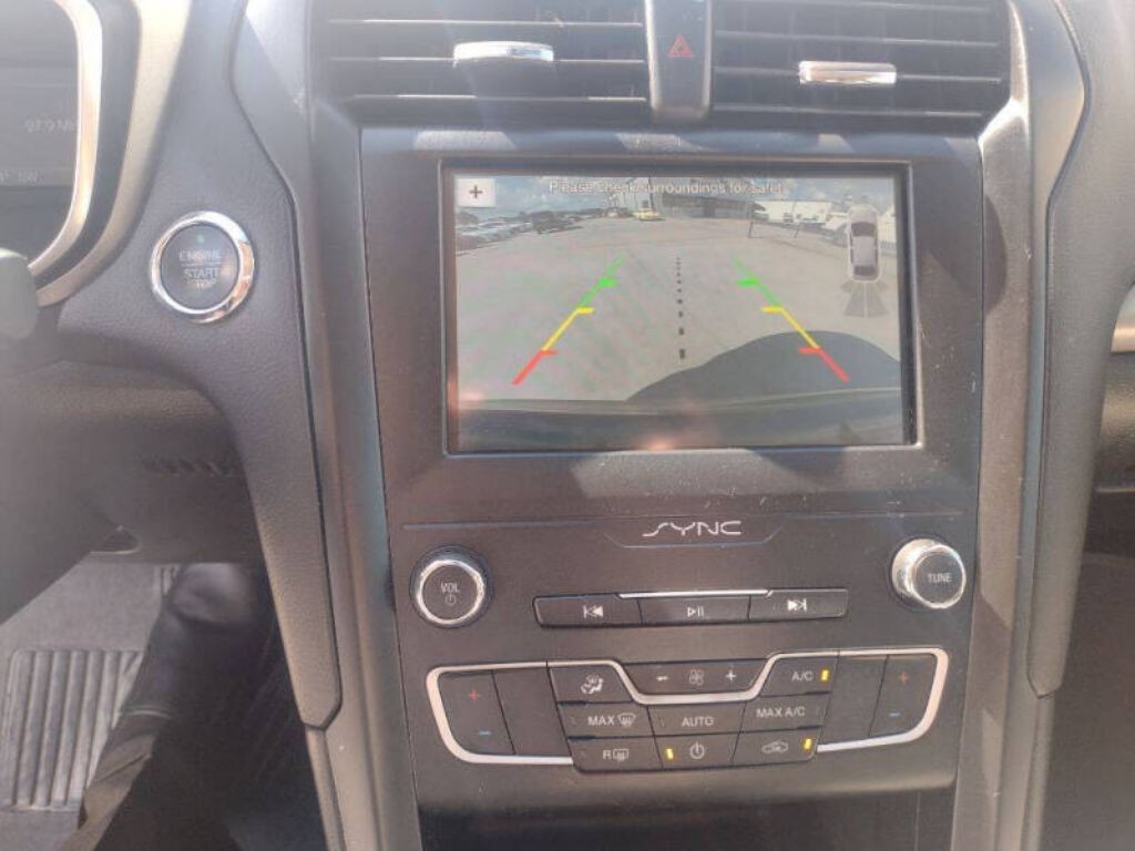 2019 Ford Fusion Image 16