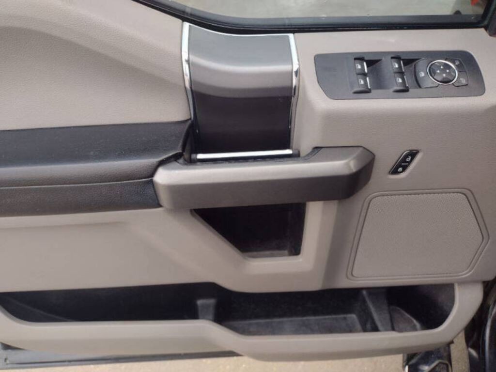 2015 Ford F-150 Image 19