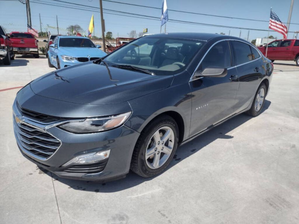 2019 Chevrolet Malibu Image 3