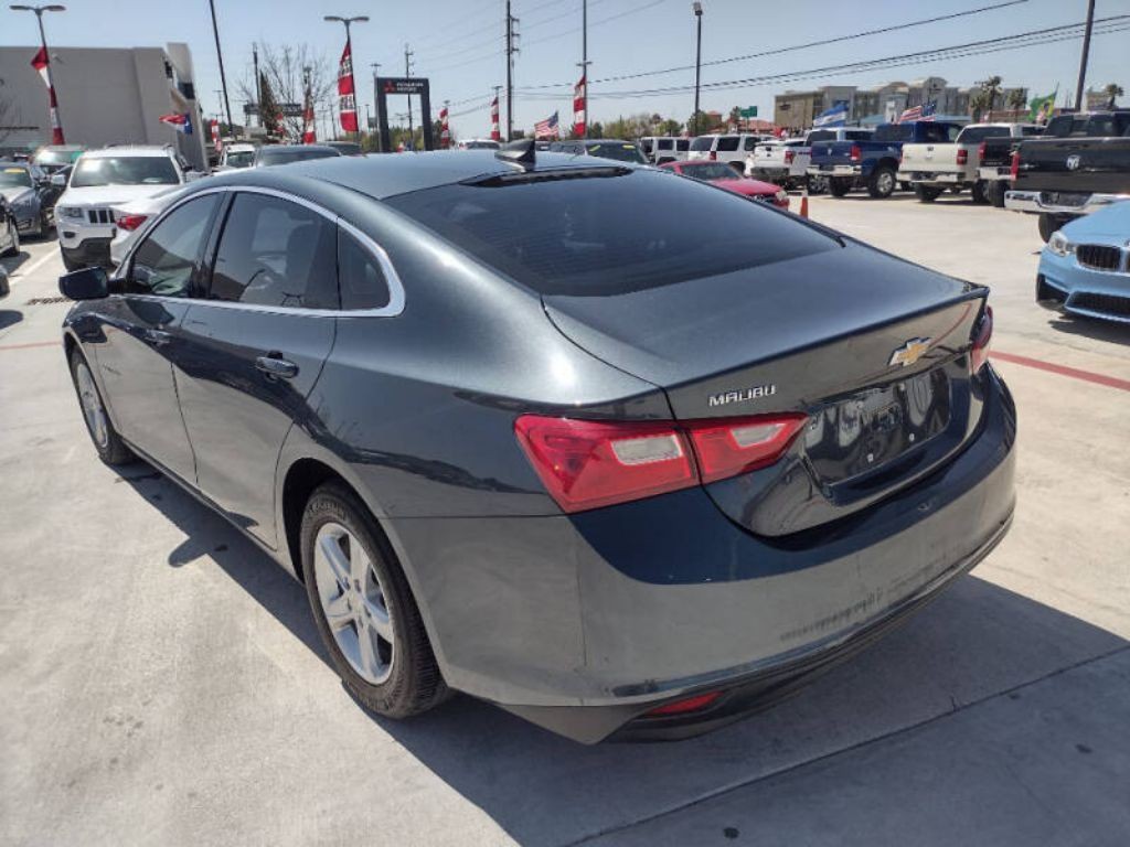 2019 Chevrolet Malibu Image 4