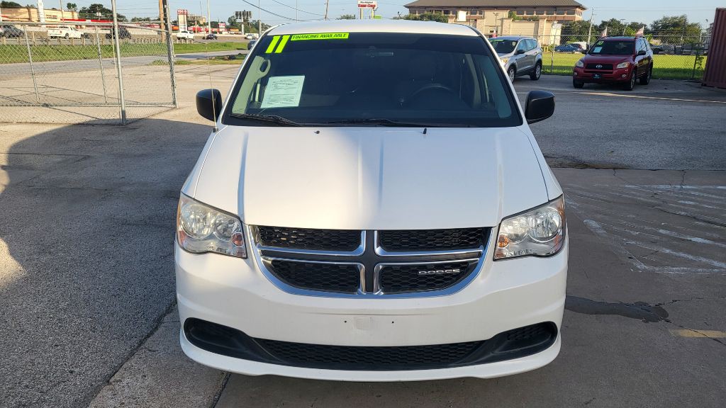 2011 Dodge Grand Caravan Image 4