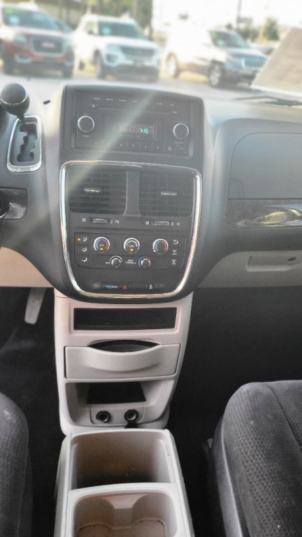 2011 Dodge Grand Caravan Image 12