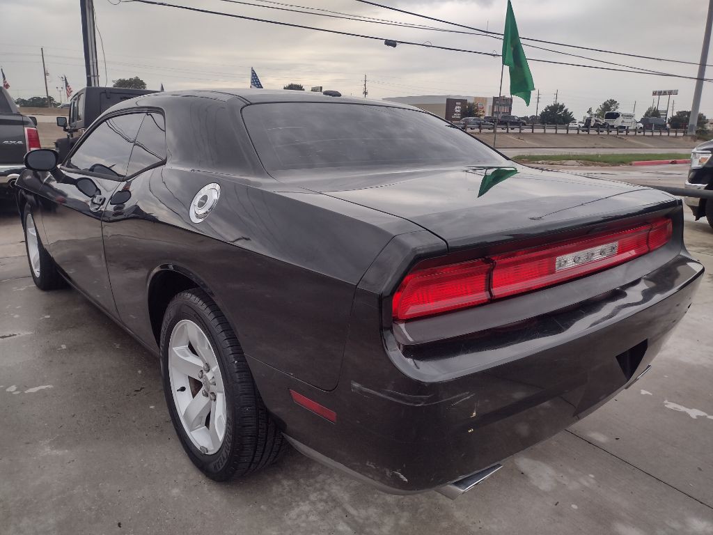 2012 Dodge Challenger Image 5