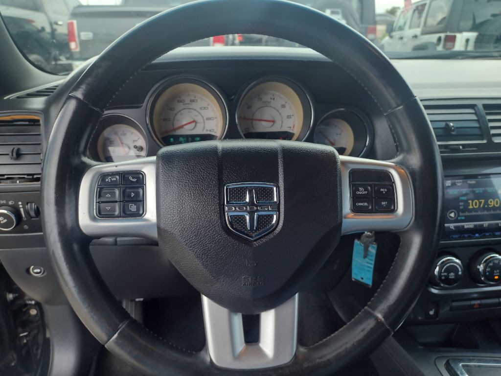 2012 Dodge Challenger Image 14