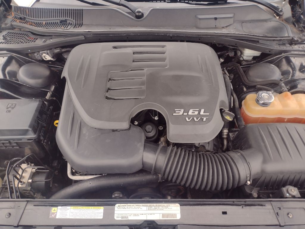 2012 Dodge Challenger Image 16