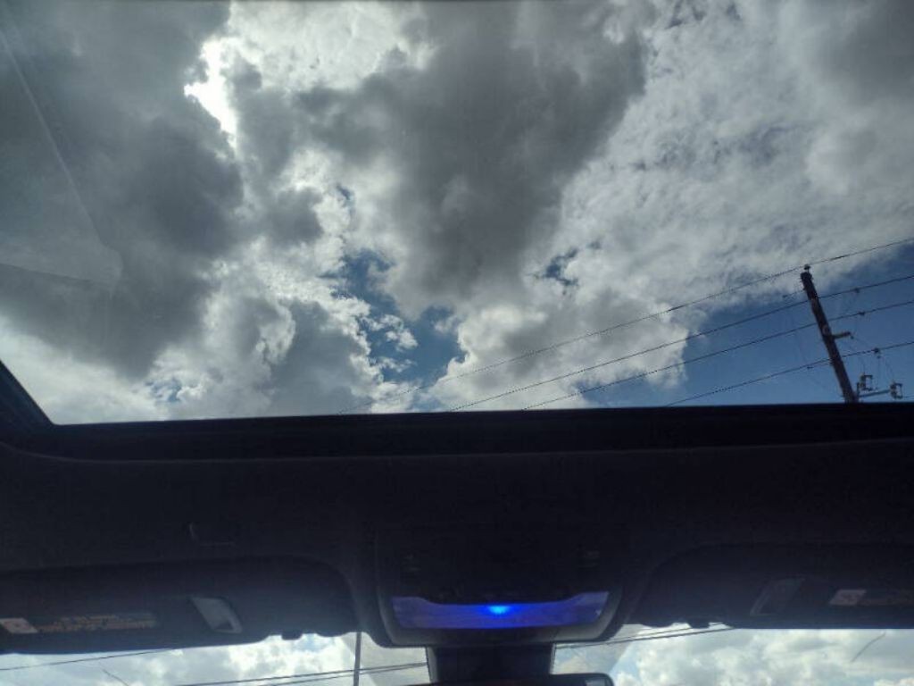 2019 Lexus IS Image 17