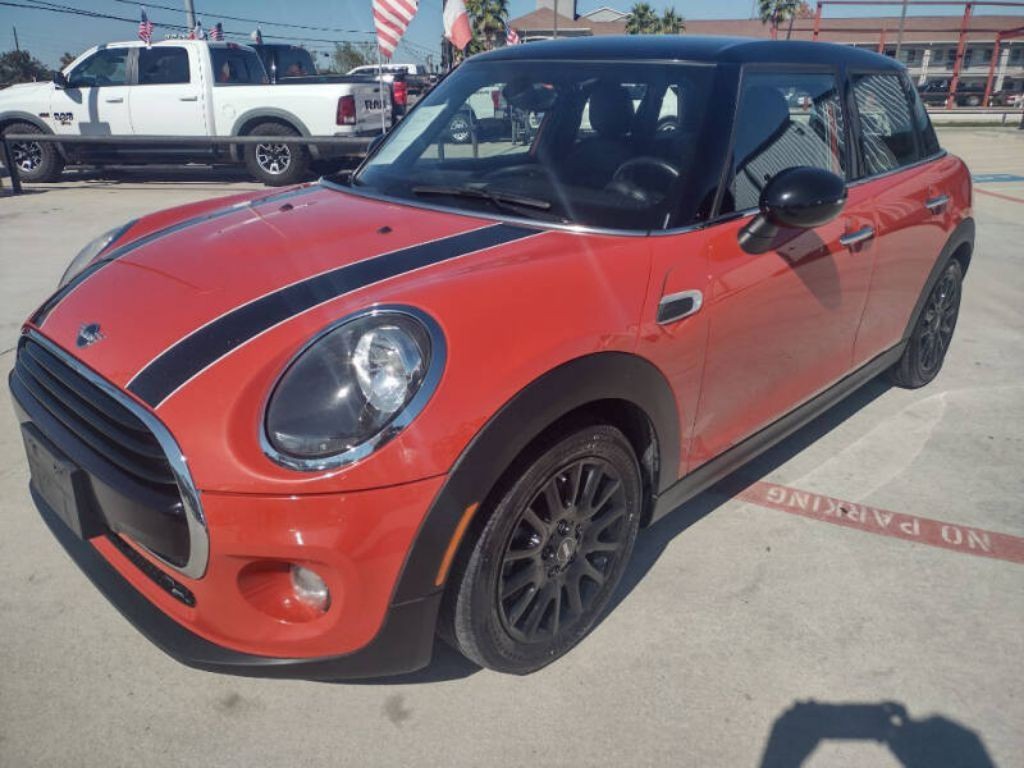 2019 MINI Cooper Image 3