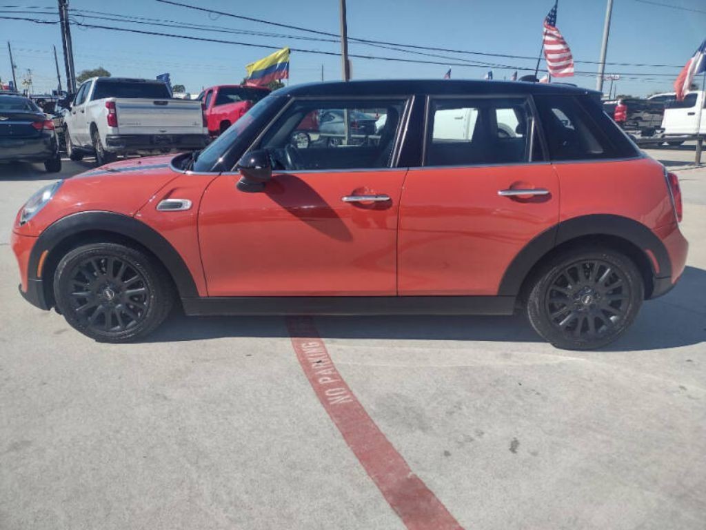 2019 MINI Cooper Image 5