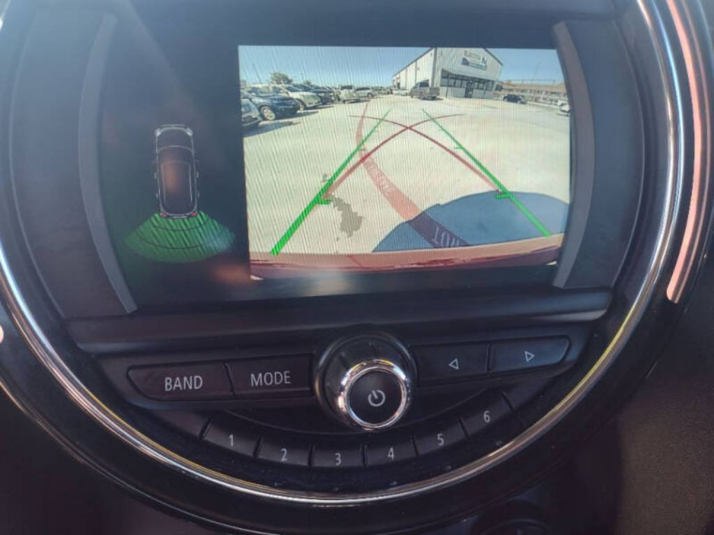 2019 MINI Cooper Image 15