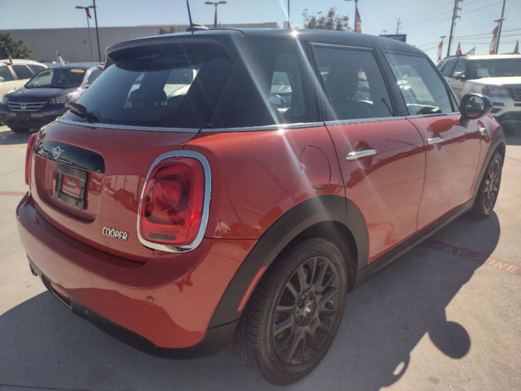 2019 MINI Cooper Image 30