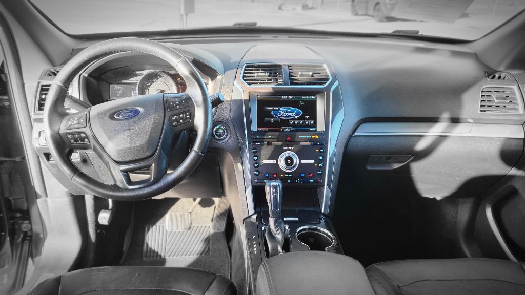 2016 Ford Explorer Image 14