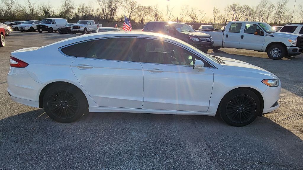 2016 Ford Fusion Image 6