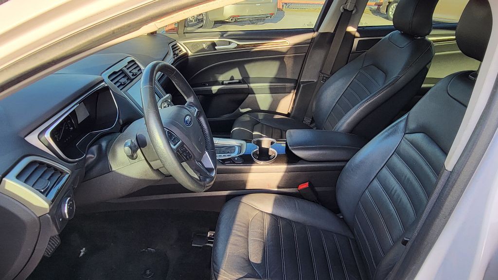 2016 Ford Fusion Image 8