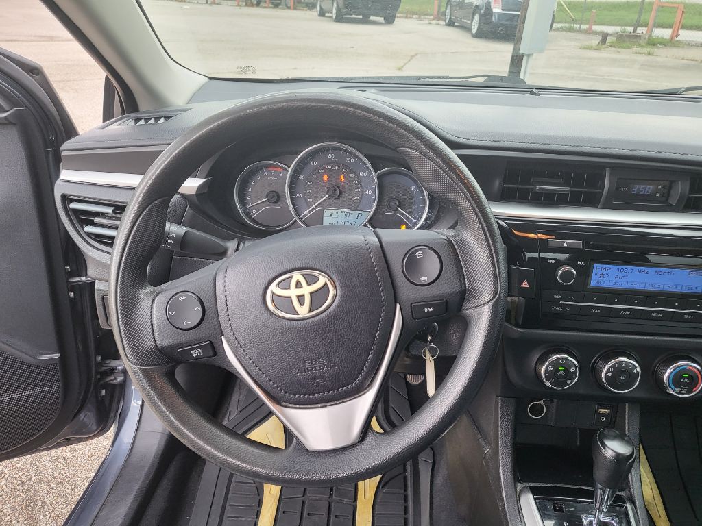 2014 Toyota Corolla Image 9