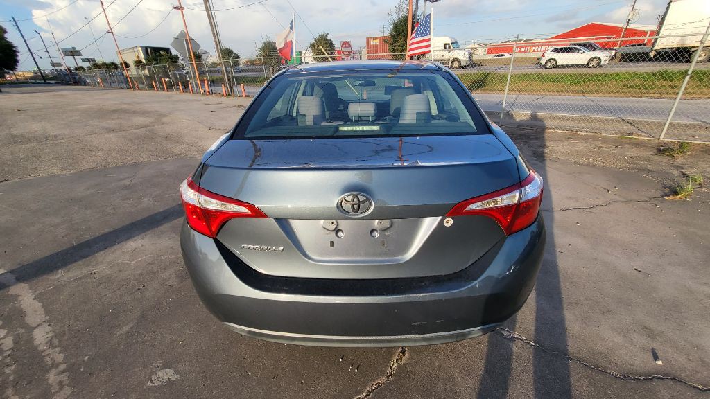 2014 Toyota Corolla Image 11