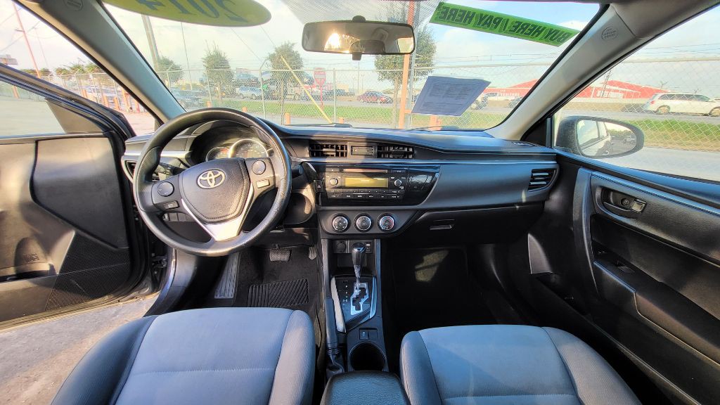 2014 Toyota Corolla Image 20