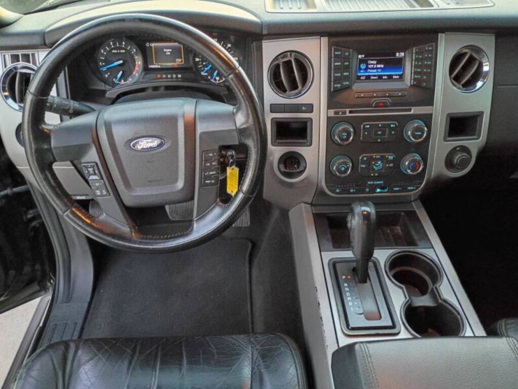2017 Ford Expedition Image 12