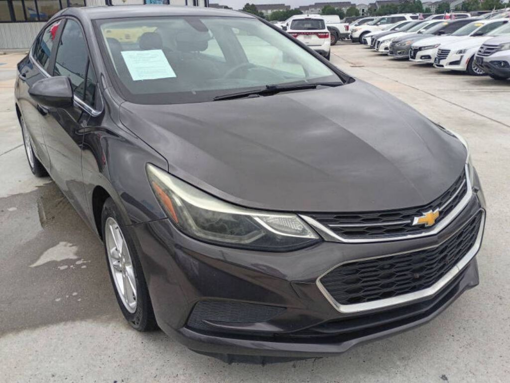 2016 Chevrolet Cruze Image 3