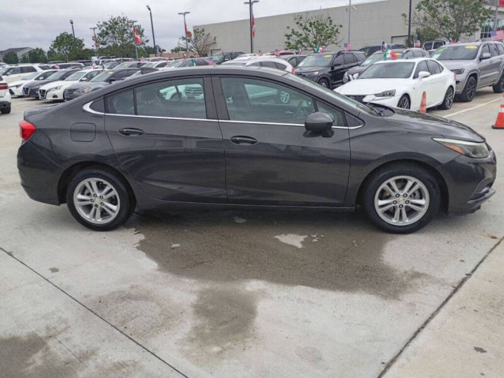 2016 Chevrolet Cruze Image 7