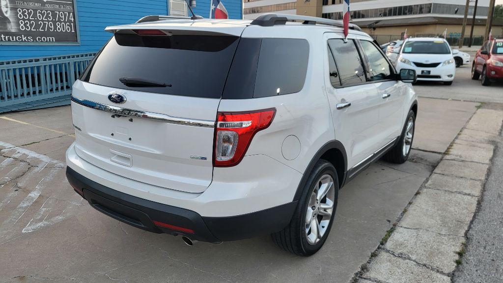 2015 Ford Explorer Image 4