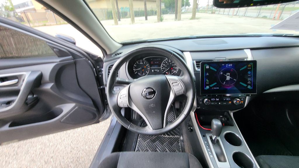 2015 Nissan Altima Image 13