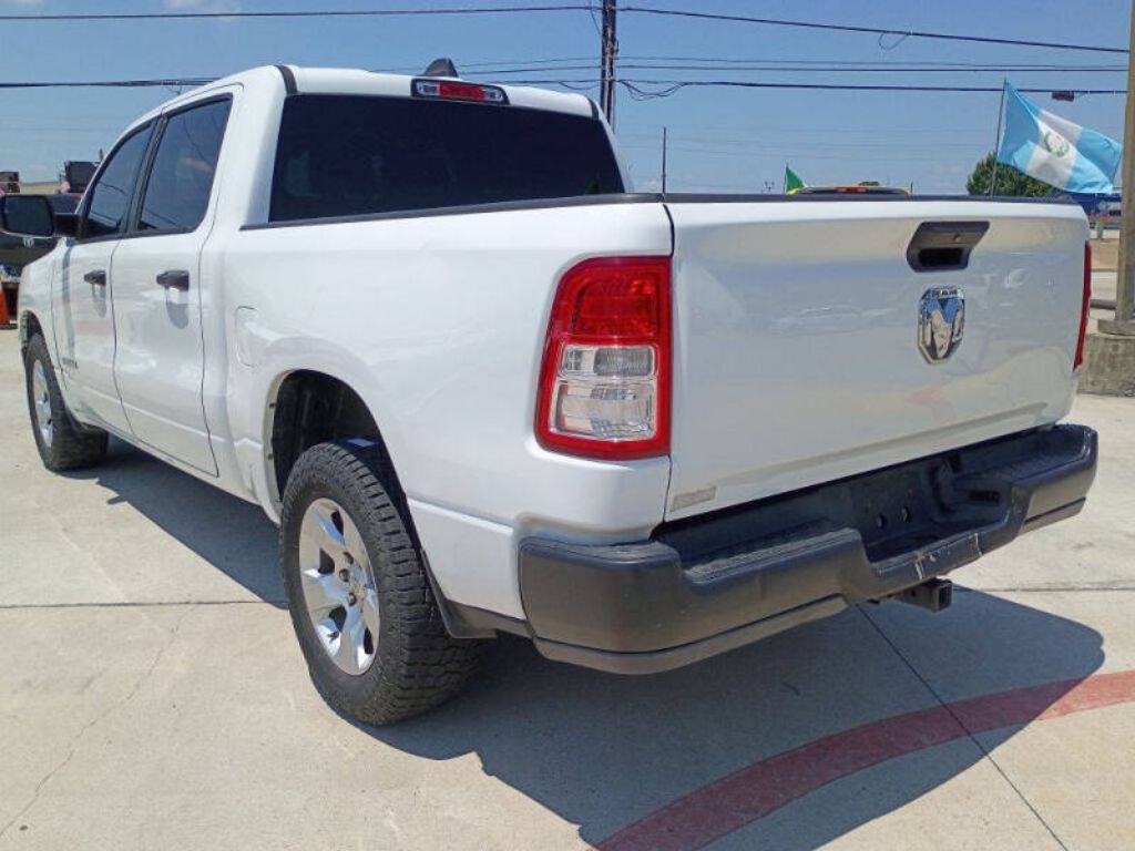 2019 RAM 1500 Image 6