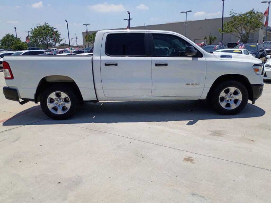 2019 RAM 1500 Image 8