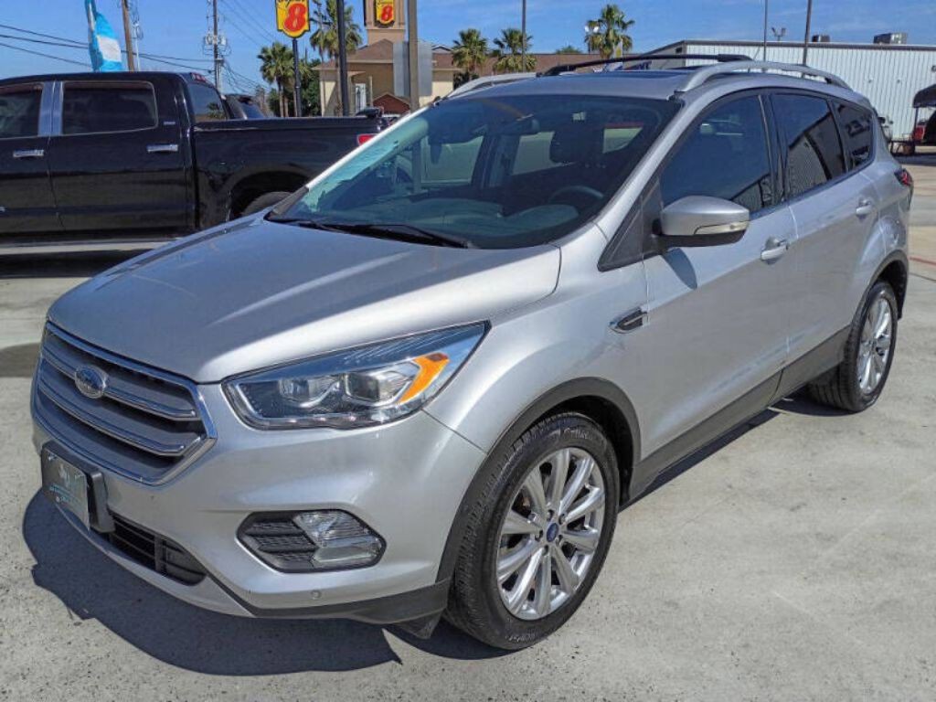 2017 Ford Escape Image 2