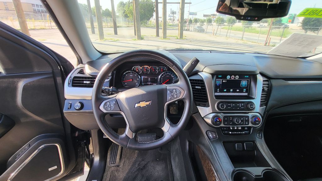 2015 Chevrolet Tahoe Image 17