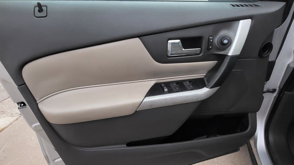 2013 Ford Edge Image 16