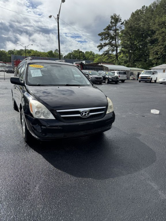 2008 Hyundai Entourage Image 1