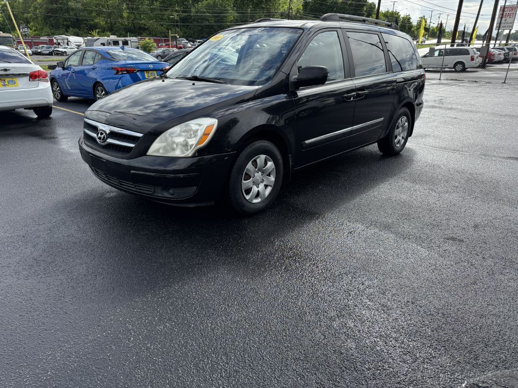 2008 Hyundai Entourage Image 8