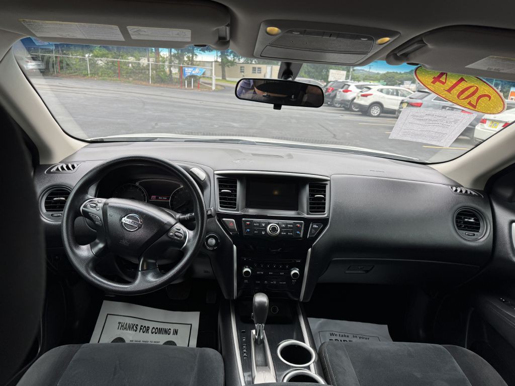 2014 Nissan Pathfinder Image 12