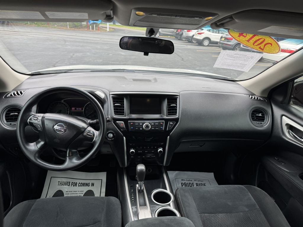 2014 Nissan Pathfinder Image 16