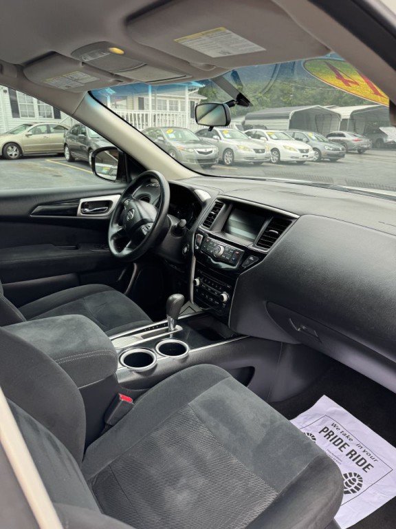 2014 Nissan Pathfinder Image 21