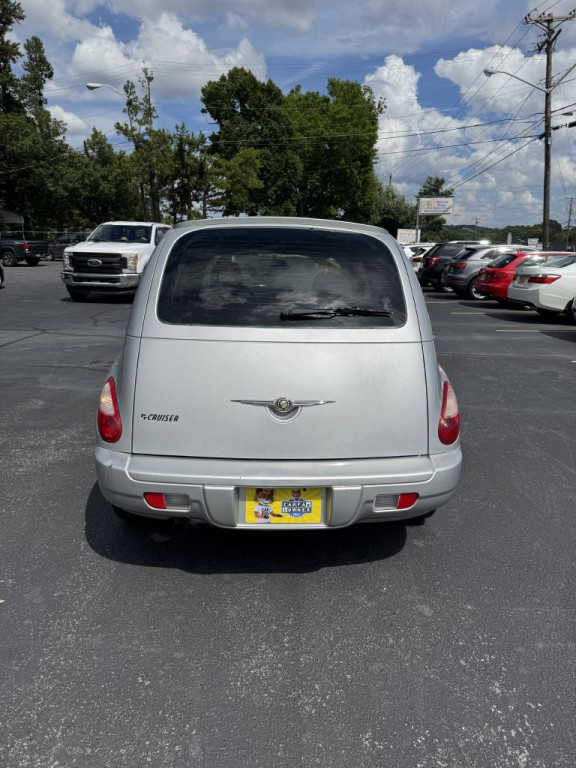 2008 Chrysler PT Cruiser Image 4