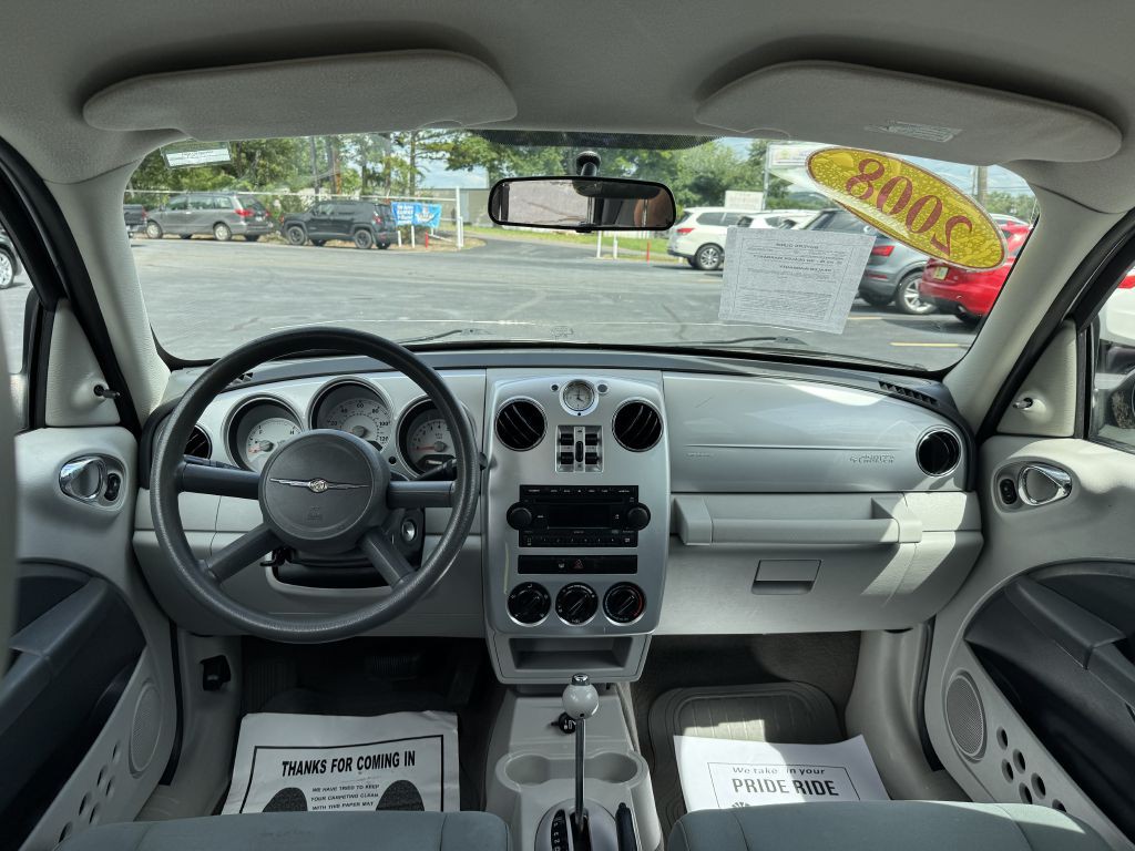 2008 Chrysler PT Cruiser Image 11