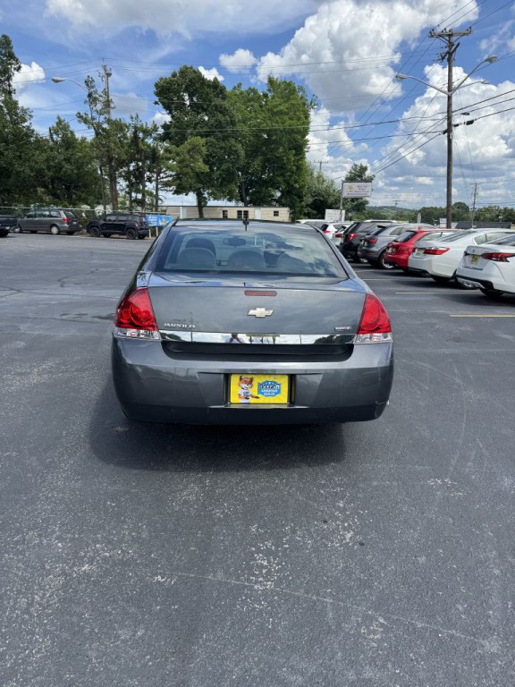 2011 Chevrolet Impala Image 4