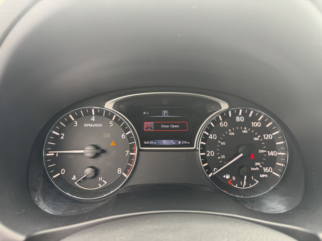 2016 Nissan Altima Image 15