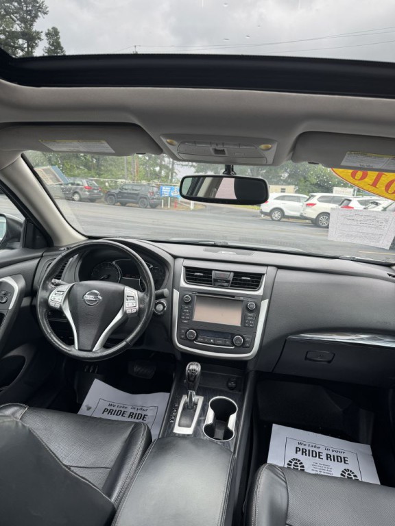2016 Nissan Altima Image 20