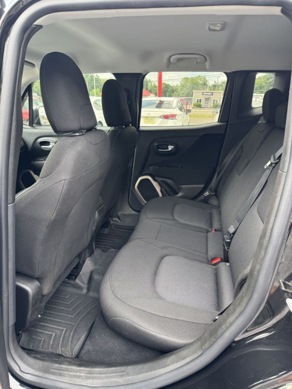 2016 Jeep Renegade Image 15