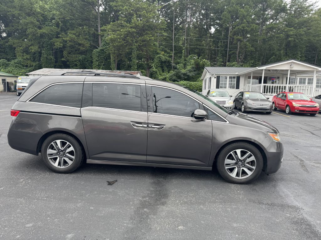 2014 Honda Odyssey Image 3