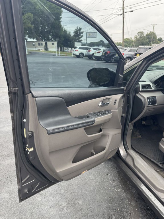 2014 Honda Odyssey Image 12