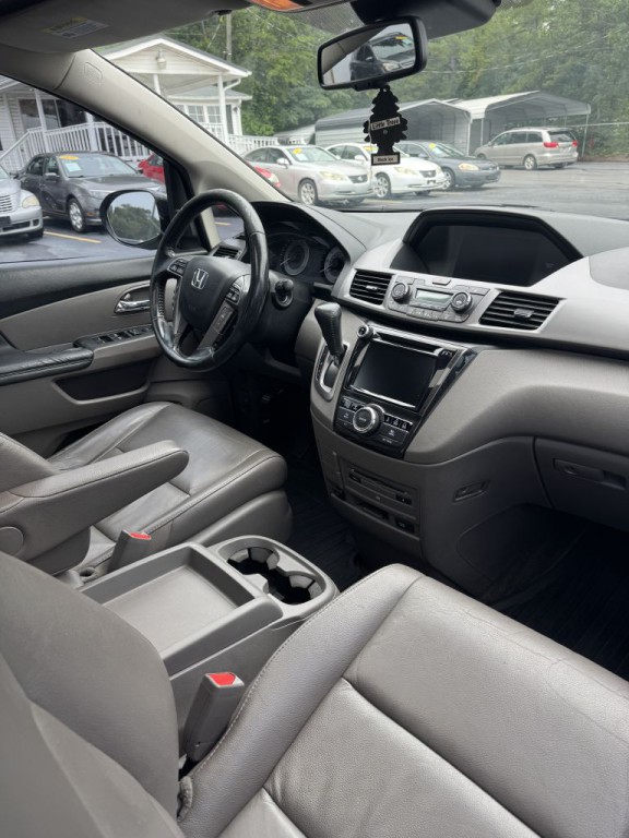 2014 Honda Odyssey Image 30